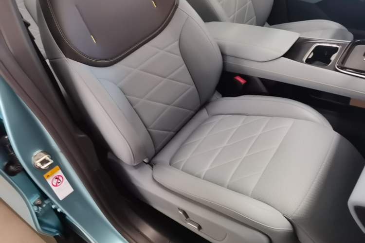Used Deepal S05 2024 510 Ultra Pure Electric Version Right Front Seat