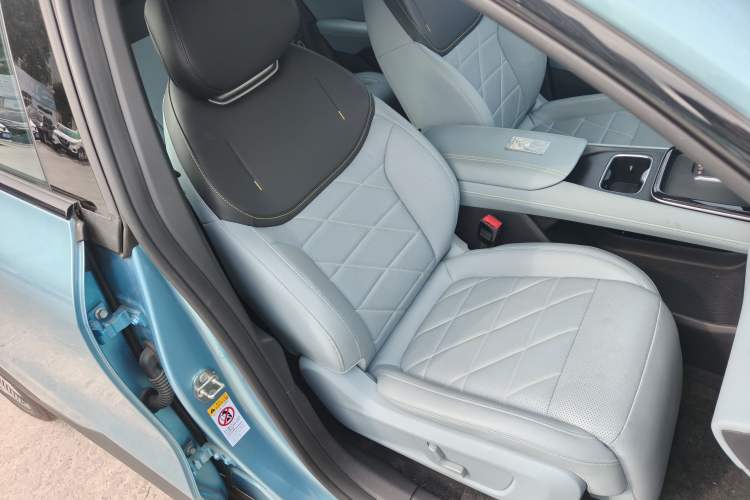 Used Deepal S05 2024 510 Ultra Pure Electric Version Right Front Seat