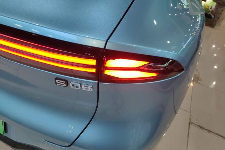 Used Deepal S05 2024 200 Ultra Range-Extended Long-Range Version Right Rear Taillight