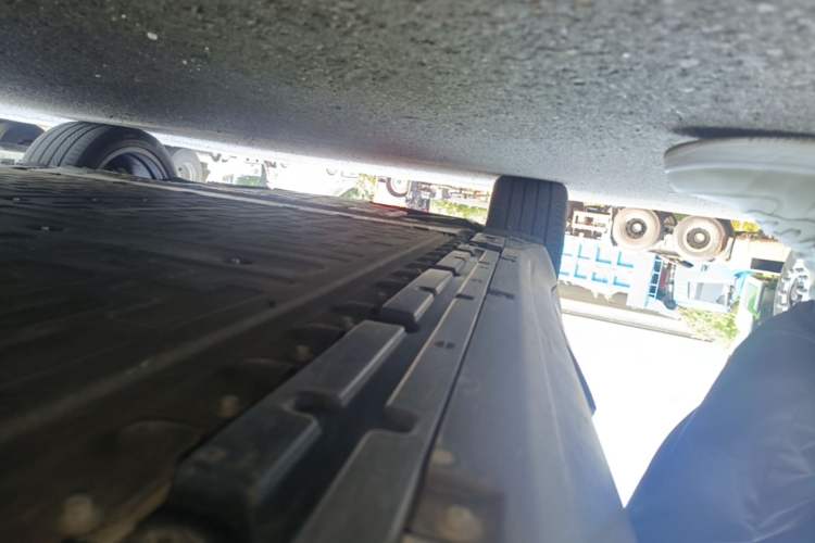 Used Deepal S05 2024 510 Ultra Pure Electric Version Right Side Sill