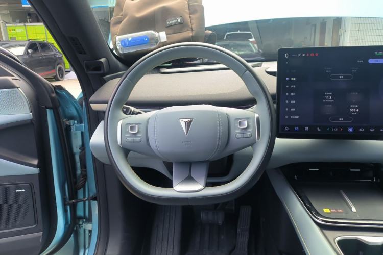 Used Deepal S05 2024 510 Ultra Pure Electric Version Steering Wheel
