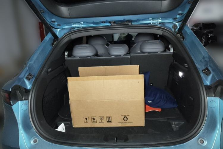 Used Deepal S05 2024 510Max Pure Electric Version Trunk
