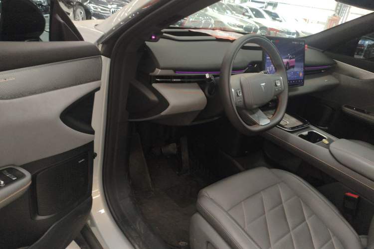 Used Deepal S05 2024 510Max Pure Electric Version Interior 3