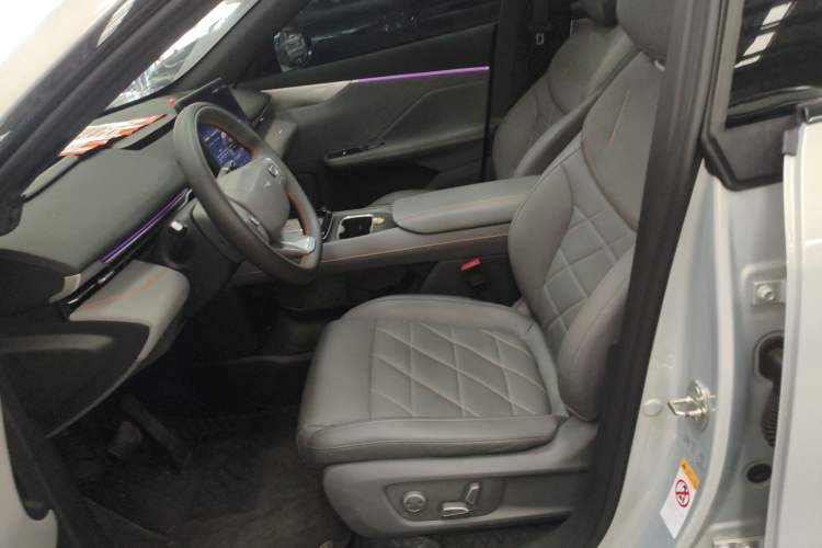 Used Deepal S05 2024 510Max Pure Electric Version Left Front Seat
