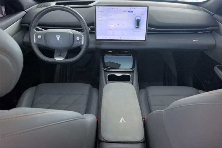 Used Deepal S05 2024 510Max Pure Electric Version Center Console