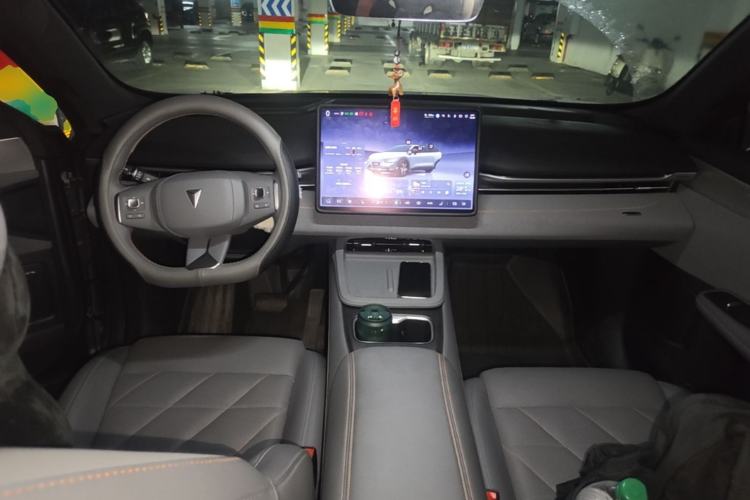 Used Deepal S05 2024 510Max Pure Electric Version Center Console