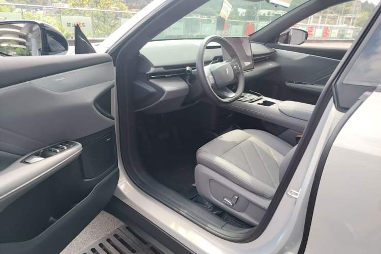 Used Deepal S05 2024 510 Plus Pure Electric Version Driver Seat