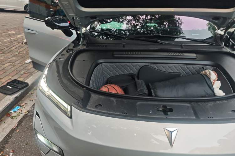 Used Deepal S05 2024 510Max Pure Electric Version Engine Bay Right