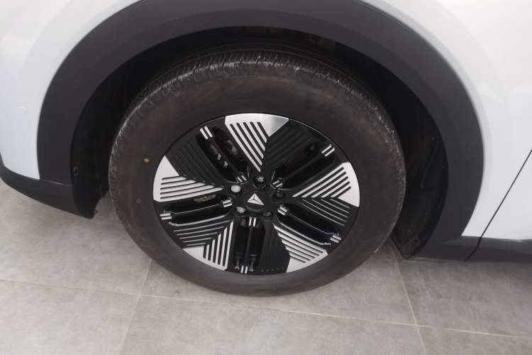 Used Deepal S05 2024 510 Plus Pure Electric Version Exterior 7