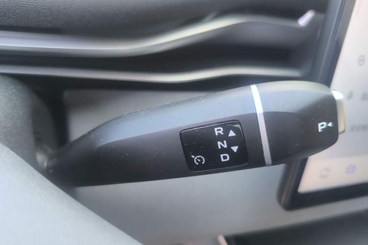 Used Deepal S05 2024 510 Plus Pure Electric Version Gear Lever