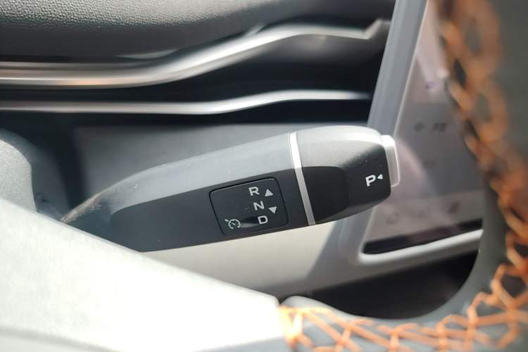 Used Deepal S05 2024 510 Plus Pure Electric Version Gear Lever