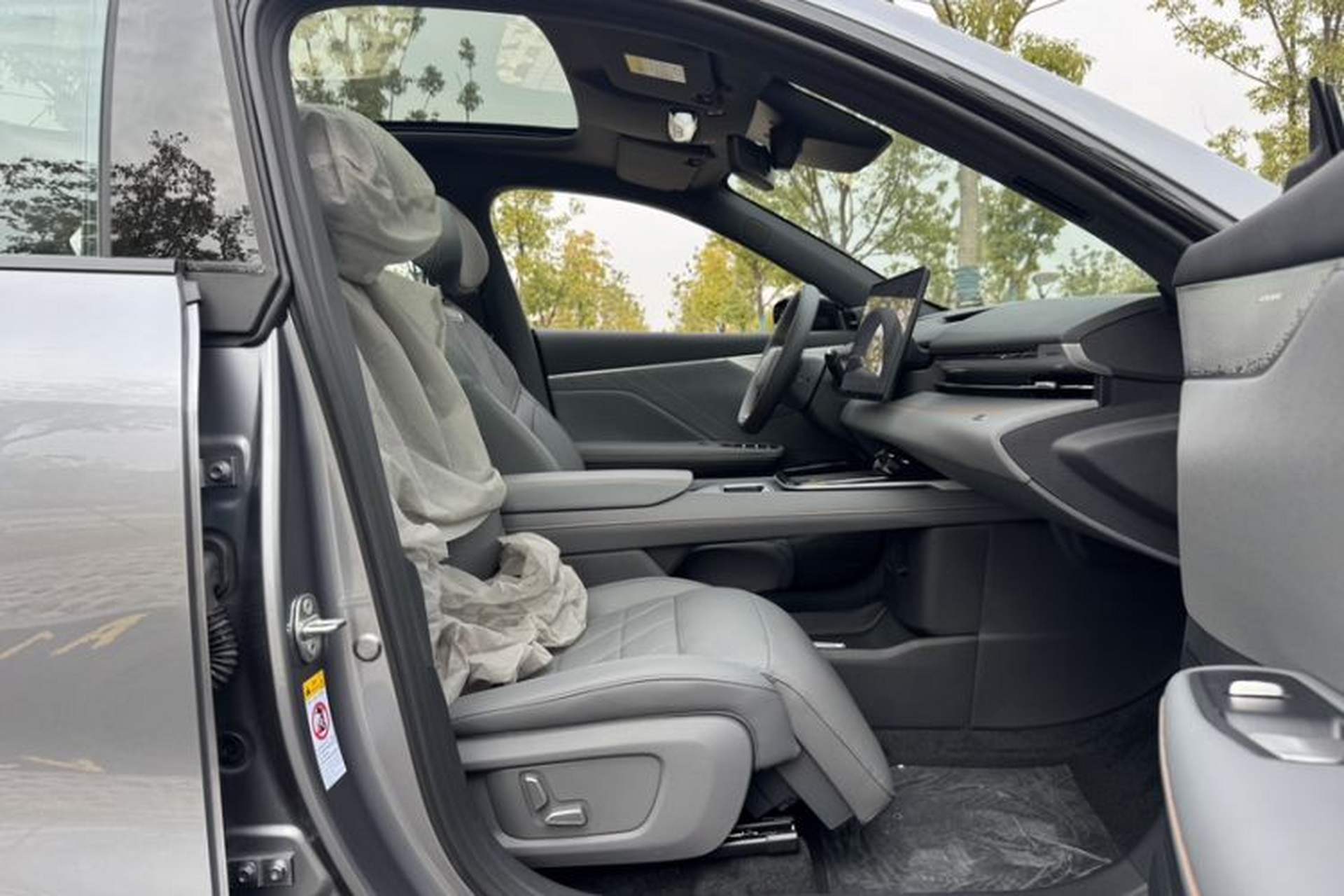 Used Deepal S05 2024 200 Ultra Range-Extended Long-Range Version Interior 10