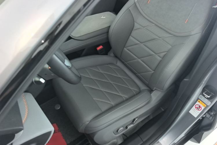Used Deepal S05 2024 510Max Pure Electric Version Left Front Seat