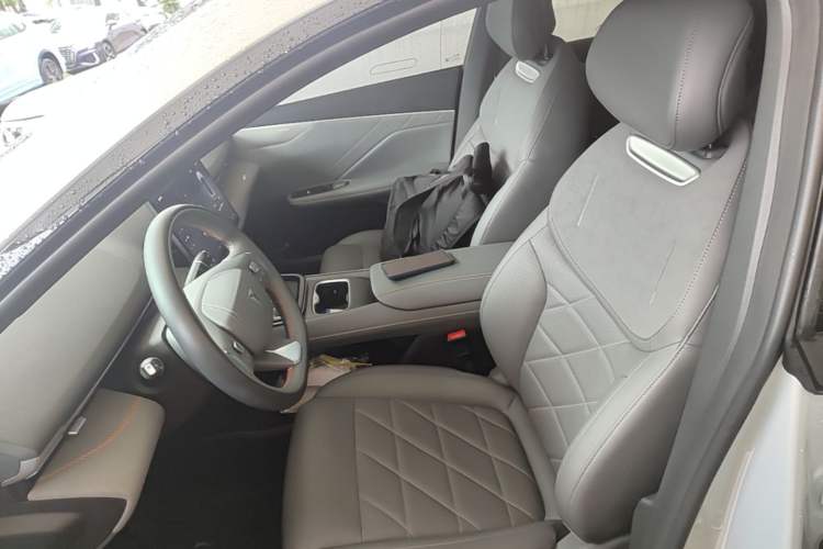 Used Deepal S05 2024 510 Plus Pure Electric Version Left Front Seat