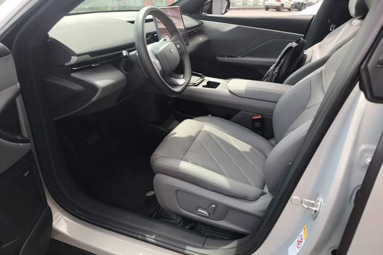 Used Deepal S05 2024 510 Plus Pure Electric Version Left Front Seat