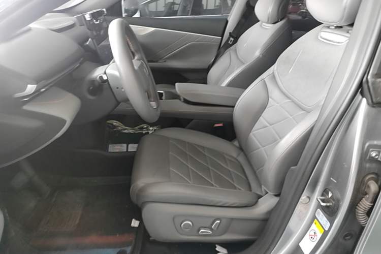 Used Deepal S05 2024 510Max Pure Electric Version Left Front Seat