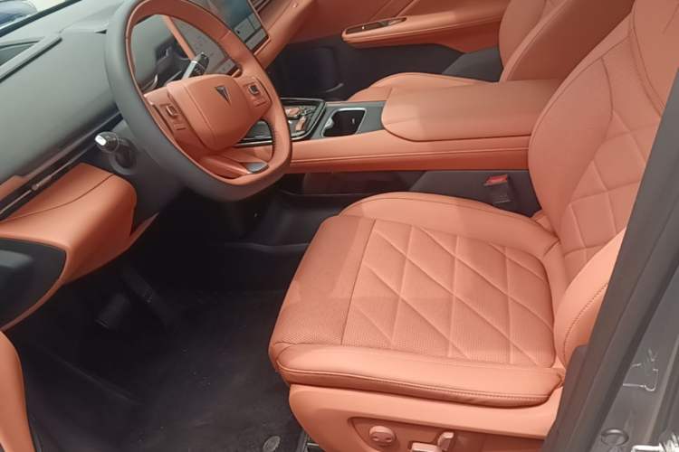 Used Deepal S05 2024 510Max Pure Electric Version Left Front Seat