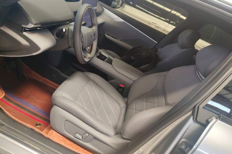 Used Deepal S05 2024 510 Plus Pure Electric Version Left Front Seat
