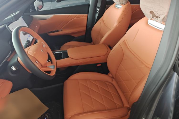 Used Deepal S05 2024 200Max Range-Extended Long-Range Version Left Front Seat