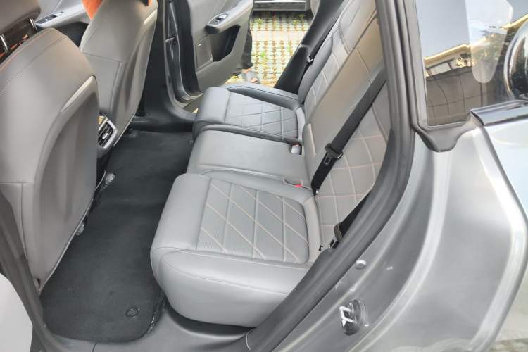 Used Deepal S05 2024 510Max Pure Electric Version Left Rear Seat