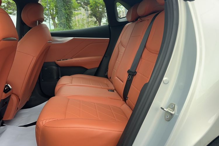 Used Deepal S05 2024 200 Ultra Range-Extended Long-Range Version Left Rear Seat