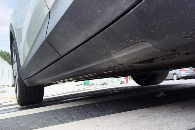 Used Deepal S05 2024 510Max Pure Electric Version Left Side Sill