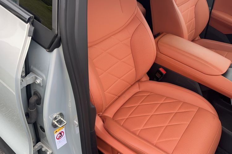 Used Deepal S05 2024 200 Ultra Range-Extended Long-Range Version Right Front Seat