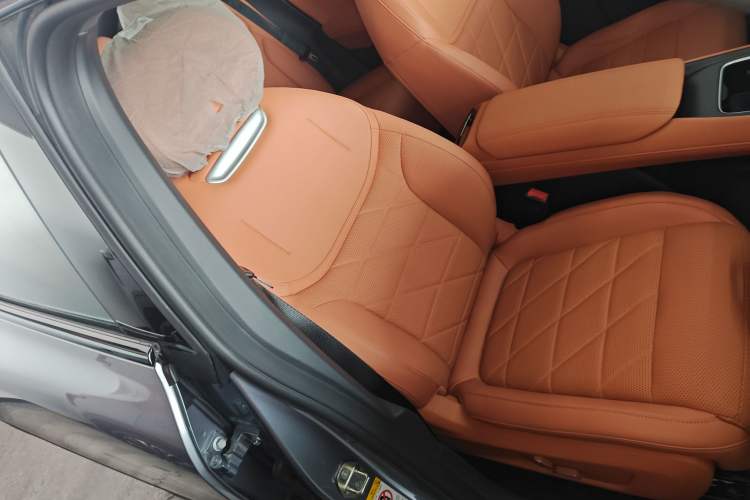 Used Deepal S05 2024 200Max Range-Extended Long-Range Version Right Front Seat