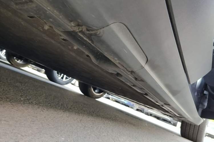 Used Deepal S05 2024 510 Ultra Pure Electric Version Right Side Sill
