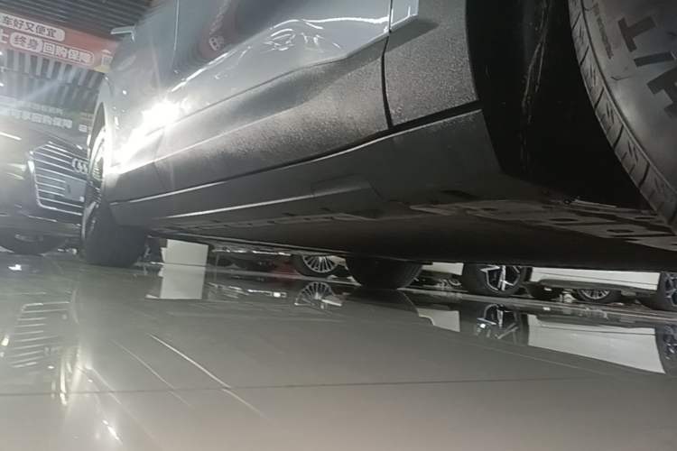 Used Deepal S05 2024 510Max Pure Electric Version Right Side Sill