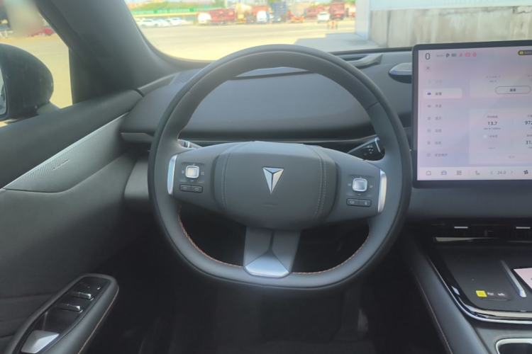 Used Deepal S05 2024 510 Plus Pure Electric Version Steering Wheel