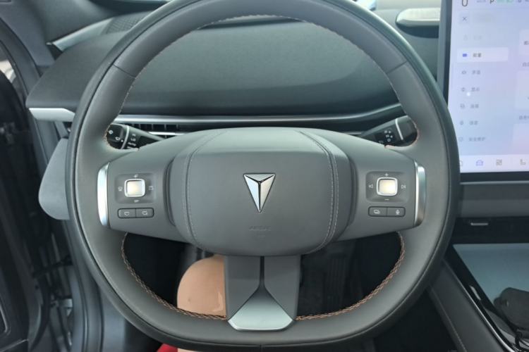 Used Deepal S05 2024 510Max Pure Electric Version Steering Wheel