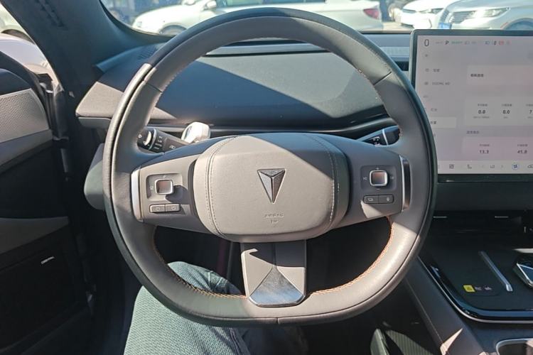Used Deepal S05 2024 510Max Pure Electric Version Steering Wheel
