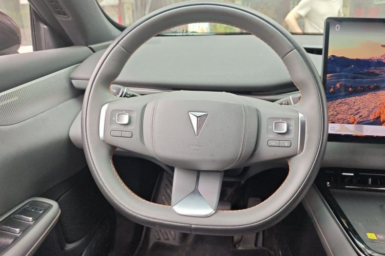 Used Deepal S05 2024 510 Plus Pure Electric Version Steering Wheel