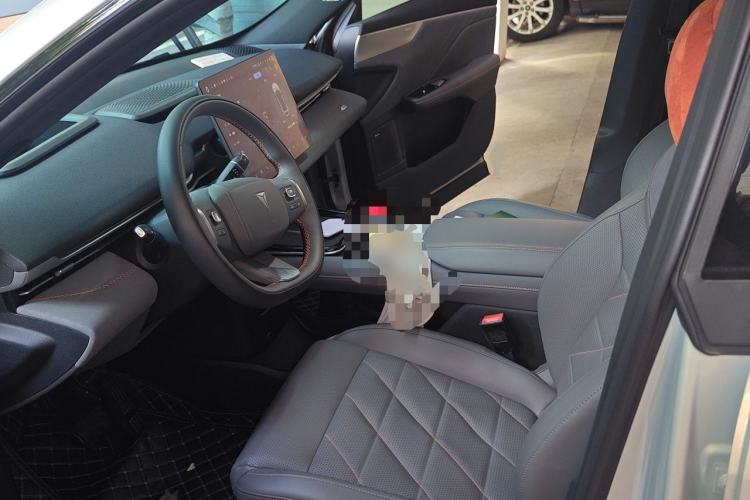 Used Deepal S05 2024 510Max Pure Electric Version Left Front Seat