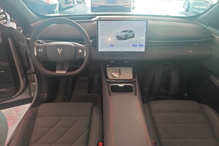 Used Deepal S05 2024 510Max Pure Electric Version Center Console