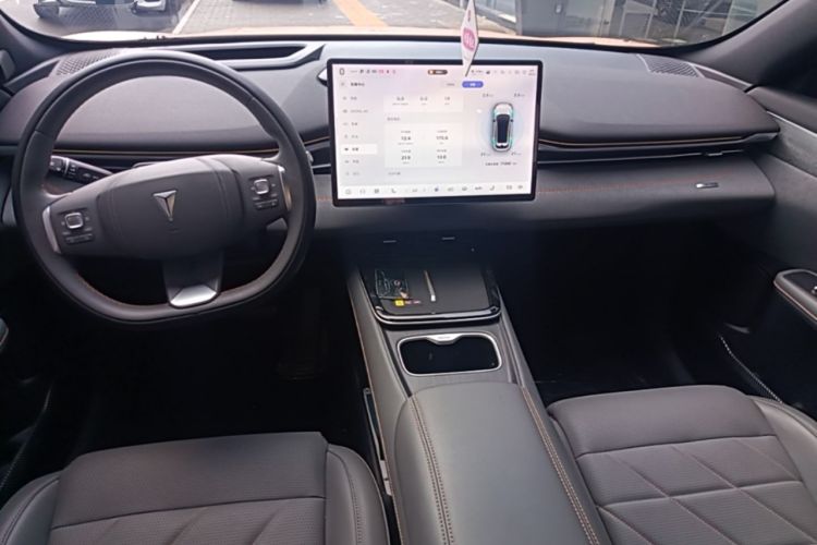 Used Deepal S05 2024 510 Ultra Pure Electric Version Center Console