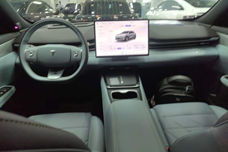 Used Deepal S05 2024 510 Ultra Pure Electric Version Center Console