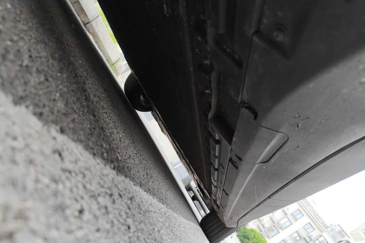 Used Deepal S05 2024 510 Plus Pure Electric Version Chassis Rear Right