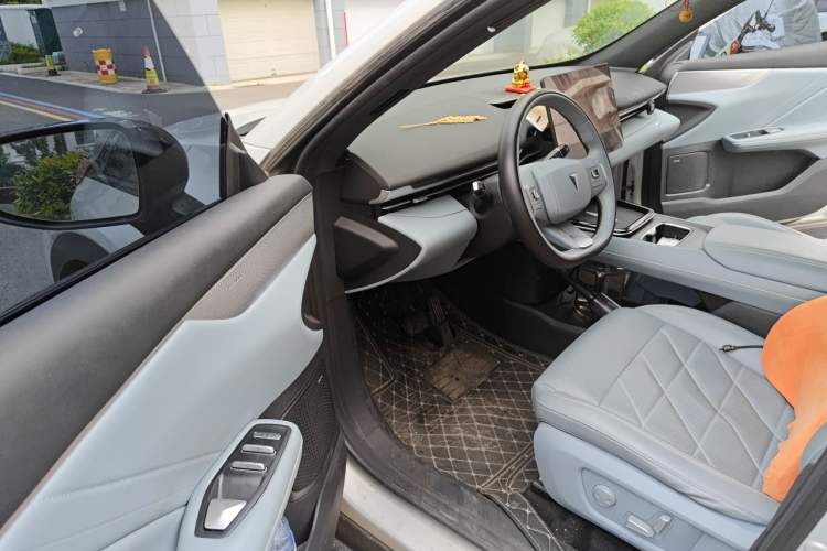 Used Deepal S05 2024 510 Plus Pure Electric Version Driver Seat