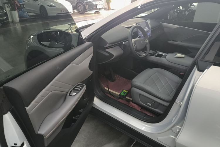 Used Deepal S05 2024 510 Plus Pure Electric Version Driver Seat