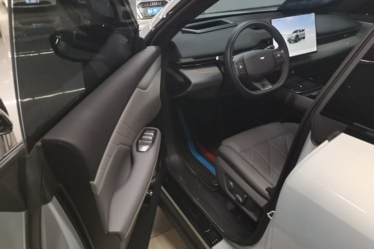 Used Deepal S05 2024 510 Plus Pure Electric Version Driver Seat