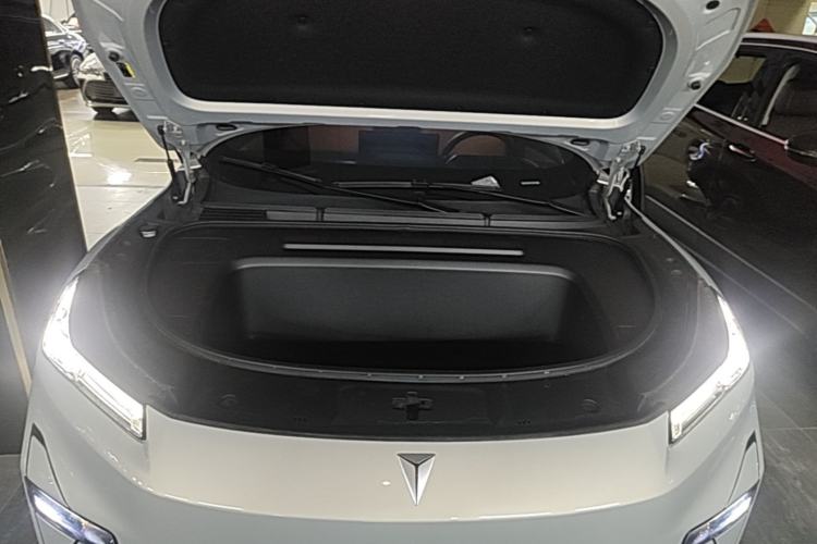 Used Deepal S05 2024 510Max Pure Electric Version Engine Bay