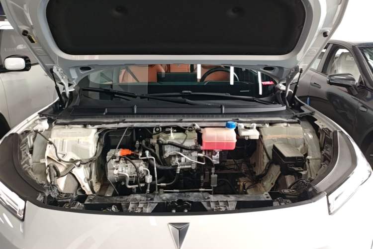 Used Deepal S05 2024 510 Ultra Pure Electric Version Engine Bay