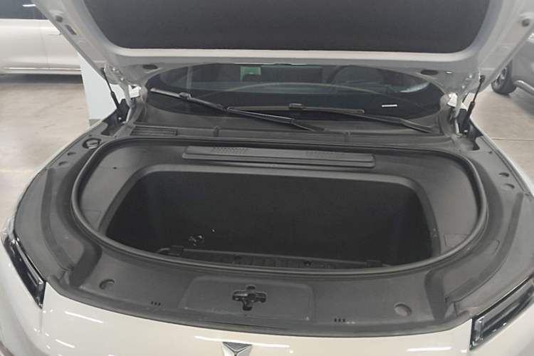 Used Deepal S05 2024 510Max Pure Electric Version Engine Bay