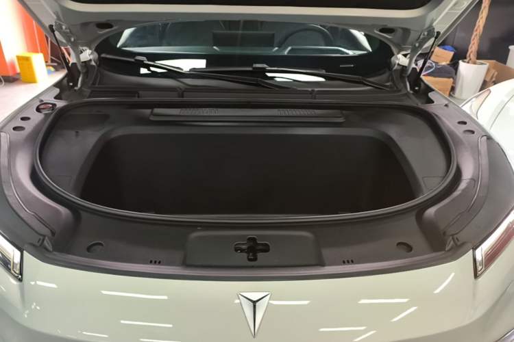 Used Deepal S05 2024 510Max Pure Electric Version Engine Bay