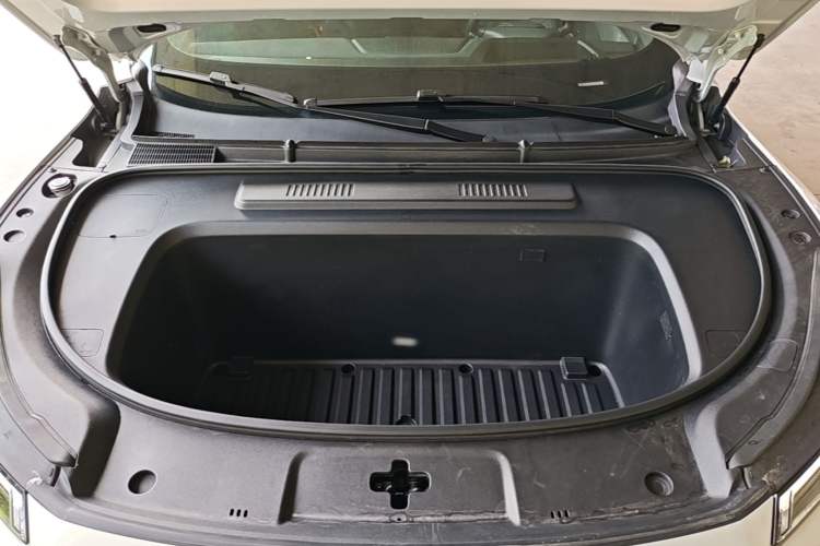 Used Deepal S05 2024 510Max Pure Electric Version Engine Bay