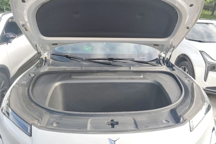Used Deepal S05 2024 510Max Pure Electric Version Engine Bay