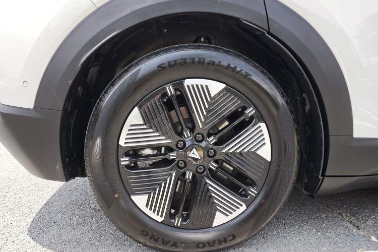 Used Deepal S05 2024 200Max Range-Extended Long-Range Version Exterior 10