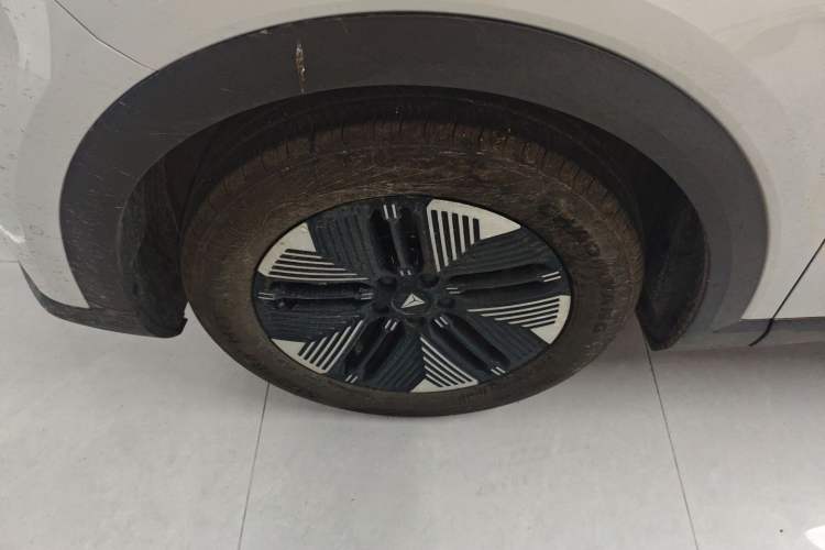Used Deepal S05 2024 510Max Pure Electric Version Exterior 4